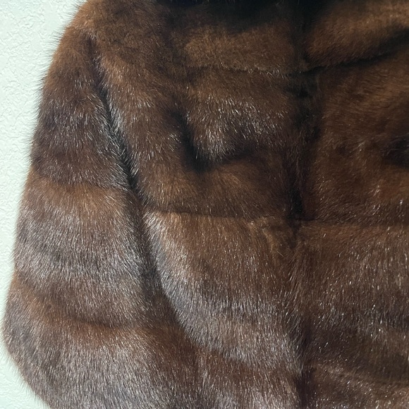 Evans Chicago Paris Milan Women's Mink Fur Shawl With Two Pockets Monogram MRS - Picture 6 of 6